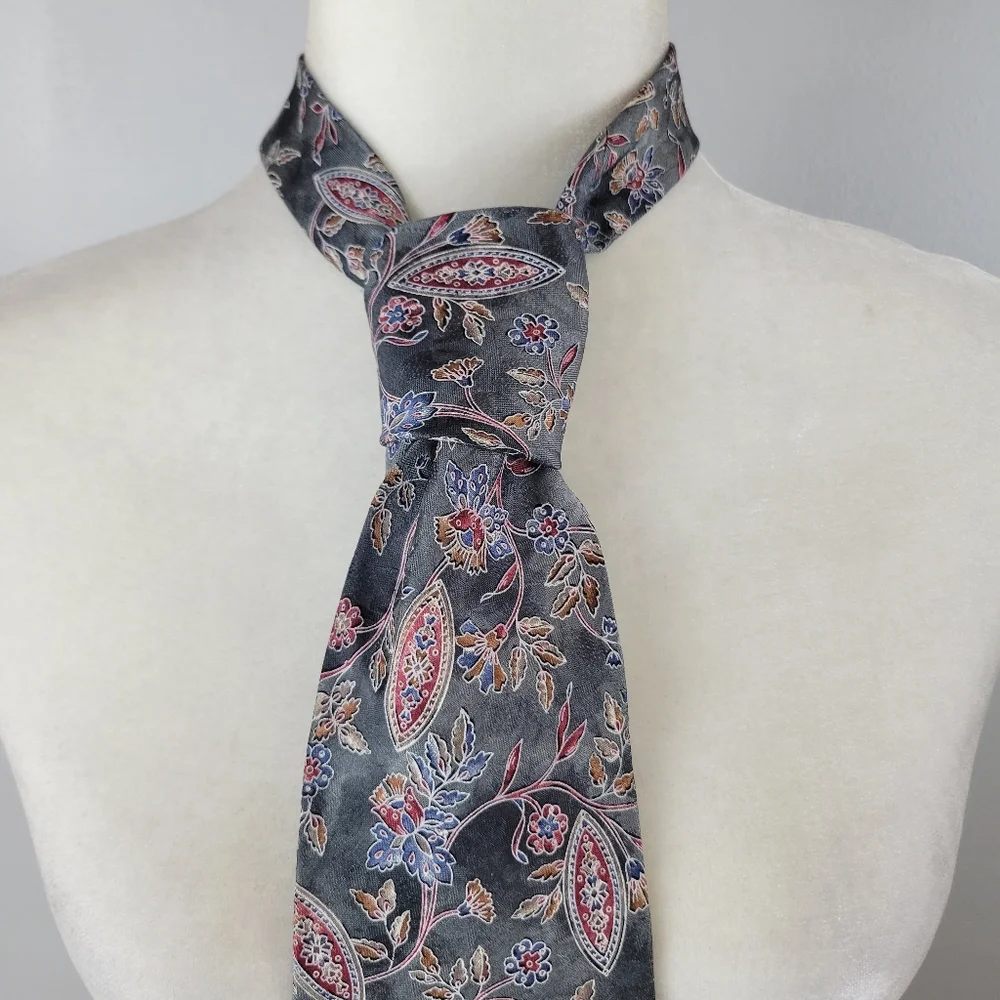 OSCAR DE LA RENTA grey paisley floral men's silk office formal necktie